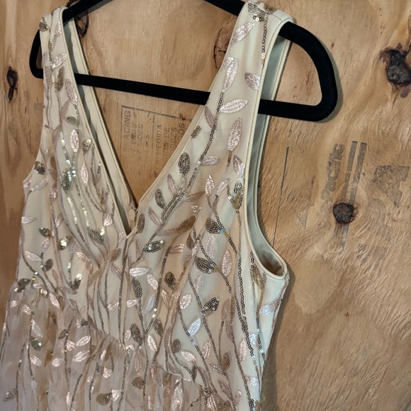 NWT Ever Pretty Gold Leaf Sequin Sleeveless A-Line Midi Formal Dress Sz 14 XXXL - Picture 4 of 10